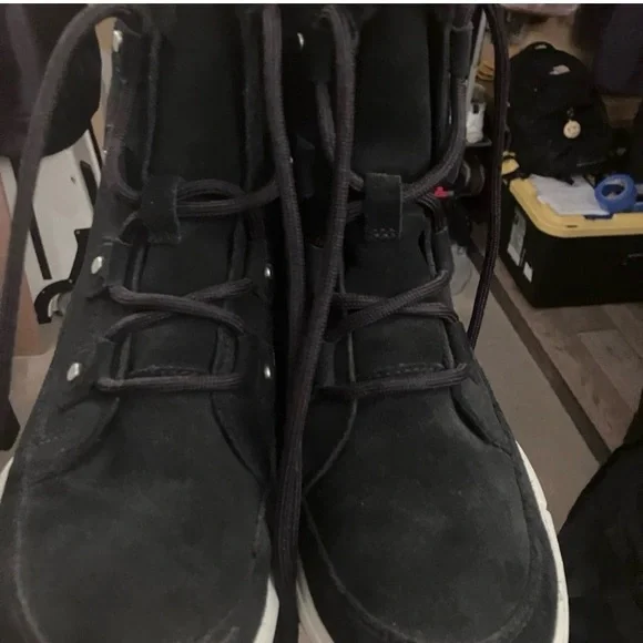 Sorel Faux Fur Waterproof Black Boots - Picture 2 of 6